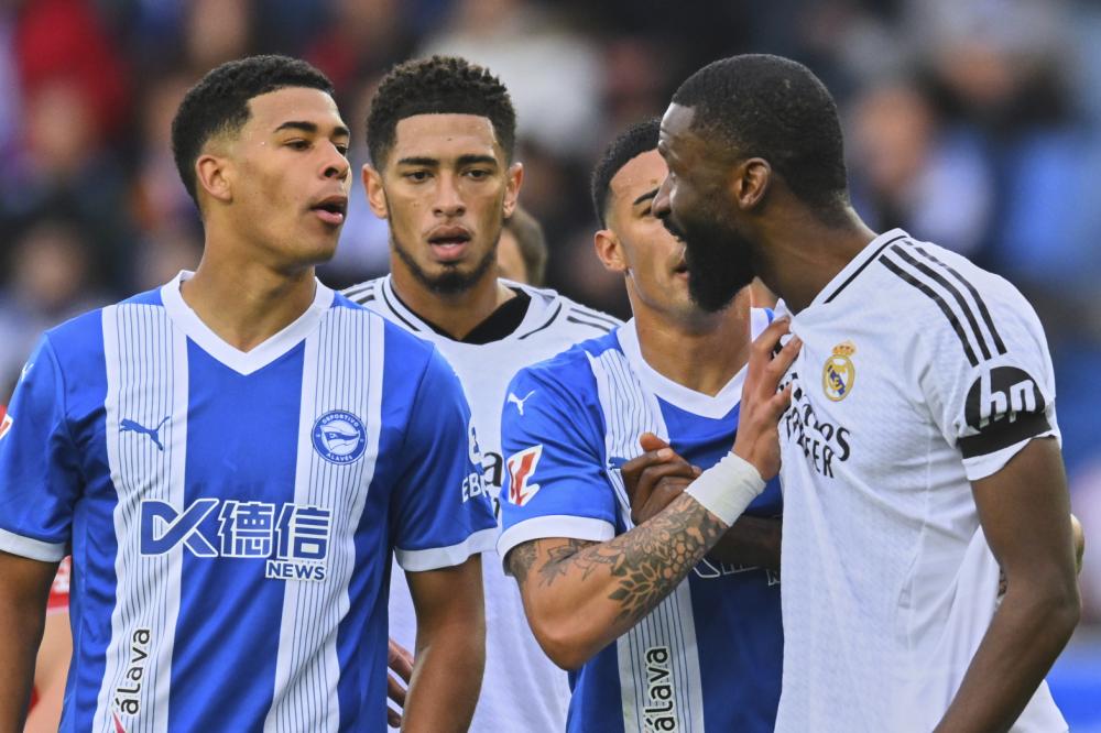 励团队合作 励团队合作